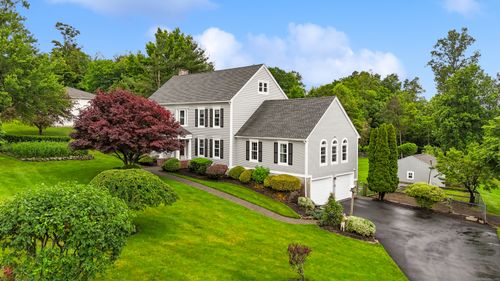 10 Maria Todd Rd, Northford, CT, 06472-1161 | Card Image
