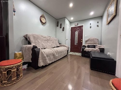 153 111th Ave, Jamaica, NY, 11433-3607 | Card Image