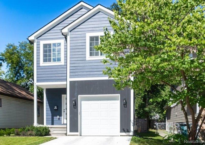 Maxlow Ave, Hazel Park, MI 48030