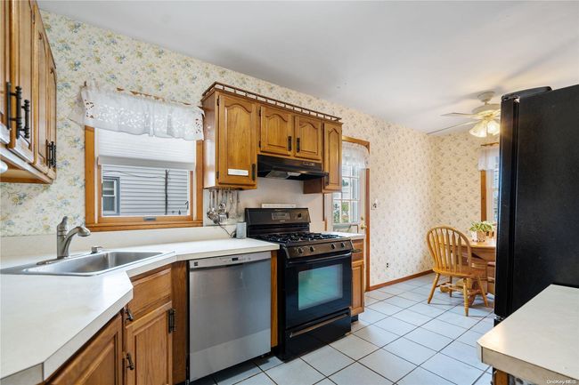 14 Croydon Dr, House other with 4 bedrooms, 2 bathrooms and null parking in Bellmore NY | Image 12