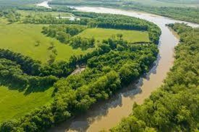 Bird's eye view featuring a water view | Image 21