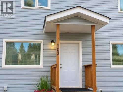 18 Azure Rd, Whitehorse, YT, Y1A0L2 | Card Image