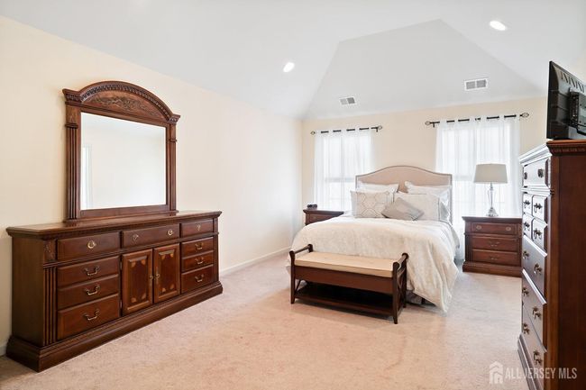2743 - 4 Sandra Ct, Townhouse with 2 bedrooms, 4 bathrooms and null parking in Old Bridge NJ | Image 23