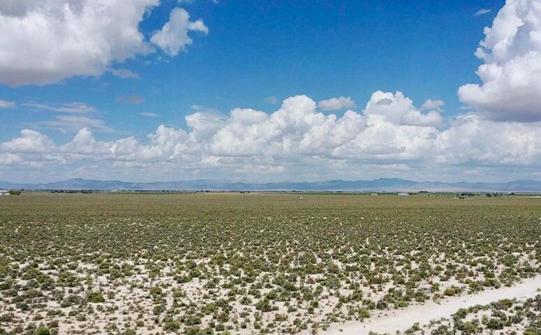 Land in Beryl 4