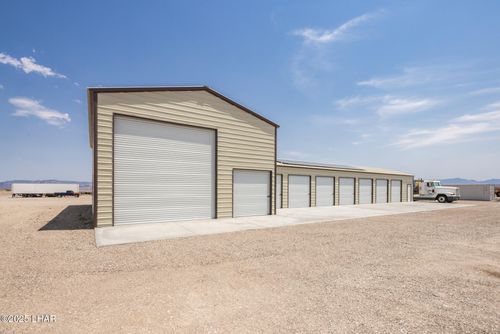8089 N Wagon Wheel Dr, Lake Havasu City, AZ, 86404 | Card Image