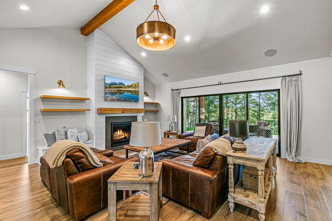 Great Room | Image 6