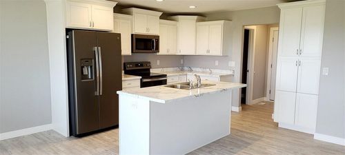 1206 S Loren Drive, Cedar Falls, IA, 50613 | Card Image