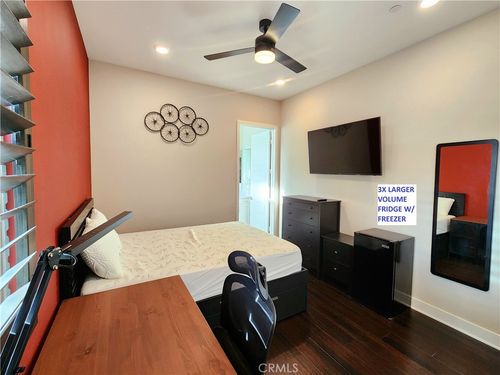 br4-107 Stellar, Irvine, CA, 92618-0846 | Card Image