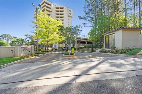 203-100 Tower Dr, Daphne, AL, 36526-7449 | Card Image