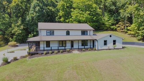 721 Valley Dr, Livingston, TN, 38570-2132 | Card Image