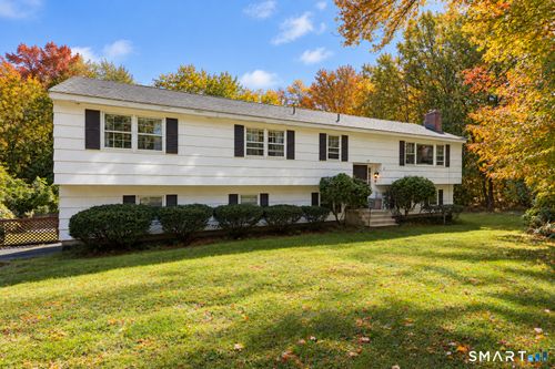 77 Pleasant Dr, Bethany, CT, 06524-3047 | Card Image