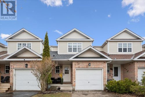 706 Denny Gate, Centre Wellington (Fergus), ON, N1M3S1 | Card Image