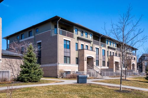 255B Titanium Pvt, Orleans, ON, K1C0A5 | Card Image