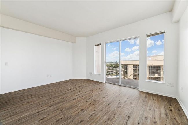 UNIT-2810 - 3505 Sage Rd, Condo with 2 bedrooms, 2 bathrooms and null parking in Houston TX | Image 8