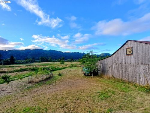 31450 Highway 101 S, Cloverdale, OR, 97112-9746 | Card Image