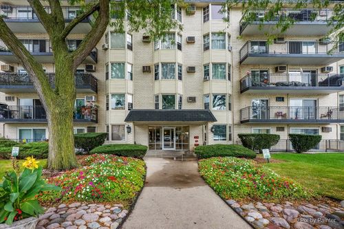 a411-5506 Lincoln Ave, Morton Grove, IL, 60053-3405 | Card Image