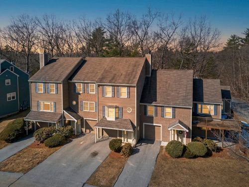 5 Walnut Cir, Merrimack, NH, 03054-2649 | Card Image