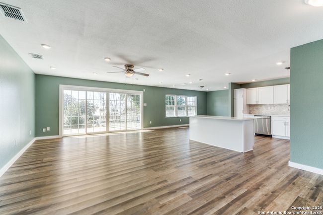 124 Herweck Dr, House other with 4 bedrooms, 3 bathrooms and null parking in Castle Hills TX | Image 13