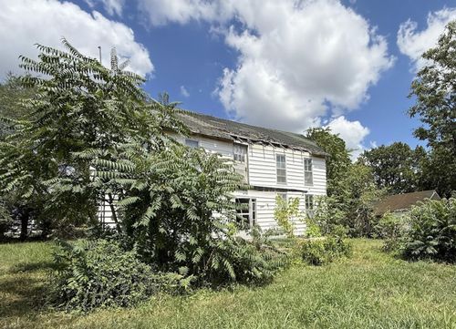 203 E Springfield St, Everton, MO, 65646-9206 | Card Image