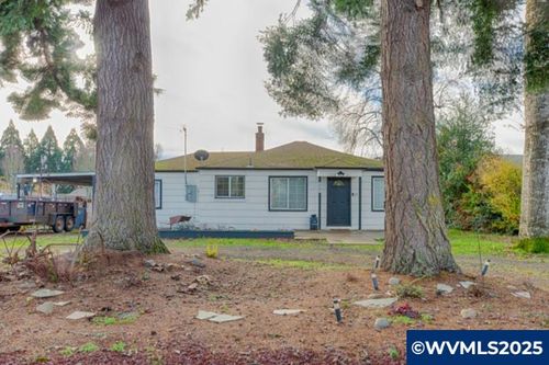 661 Se Hankel St, Dallas, OR, 97338-3017 | Card Image