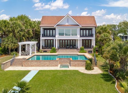 104 Beach St, Mount Pleasant, SC, 29464-6305 | Card Image