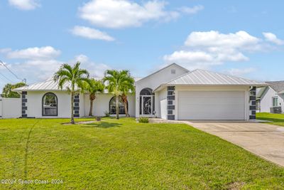 1202 Heberling Street Nw, House other with 3 bedrooms, 2 bathrooms and null parking in Palm Bay FL | Image 1