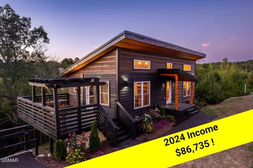 850 Blue Herring Way, Sevierville, TN, 37876-2713 | Card Image