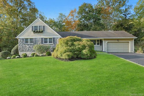 97 Winding Brook Rd, New Rochelle, NY, 10804-2007 | Card Image