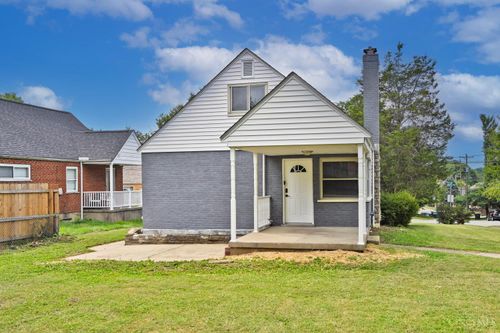5025 Willnet Dr, Cincinnati, OH, 45238-4467 | Card Image