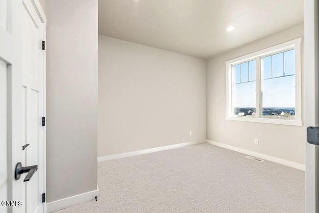 2020 Prairie Hawk Dr, Townhouse with 3 bedrooms, 2 bathrooms and null parking in Bismarck ND | Image 22