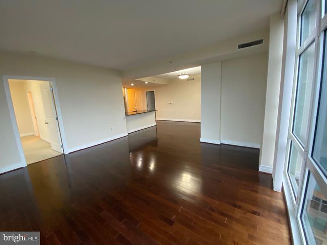 APT-1017 - 8220 Crestwood Heights Dr, Condo with 2 bedrooms, 2 bathrooms and null parking in MCLEAN VA | Image 48