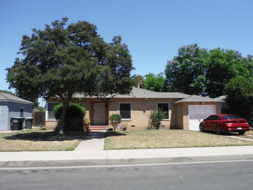 1312 W Myrtle Avenue, Visalia, CA, 93277 | Card Image