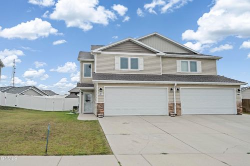 4011 Normandy St, Bismarck, ND, 58503-1366 | Card Image