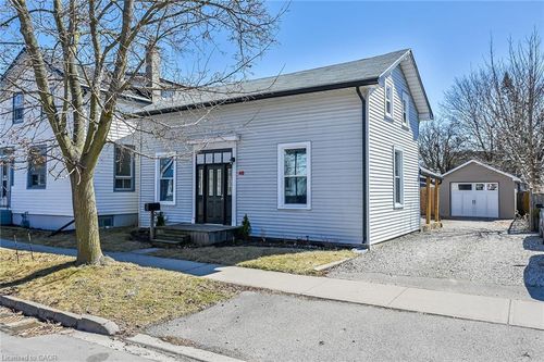46 Walnut St, Brantford, ON, N3T1H2 | Card Image