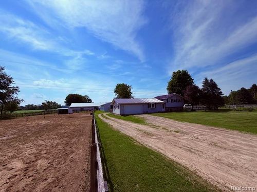 3120 Bruisee Rd, Caro, MI, 48723-9212 | Card Image