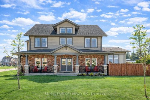 127 Eliza Ave, Kitchener, ON, N2E0C5 | Card Image