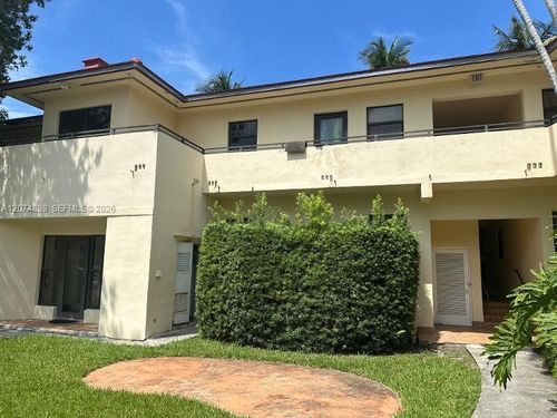 3-32 Camden Dr, Bal Harbour, FL, 33154-1379 | Card Image