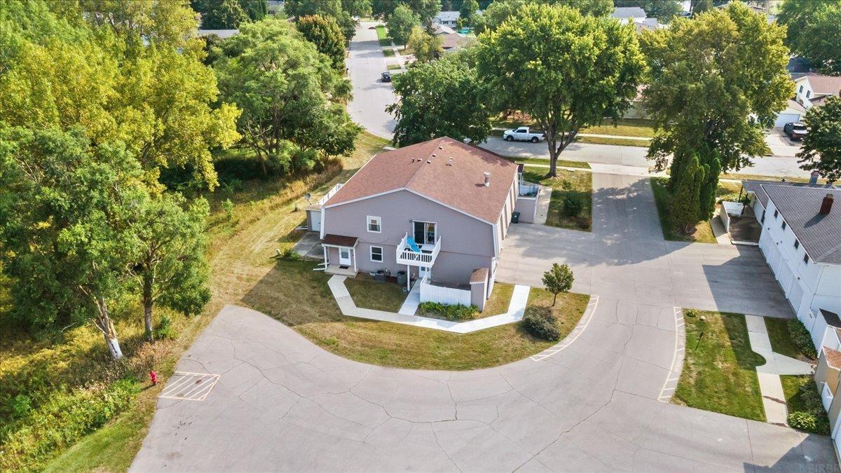 Harmony Pl, Waterloo, IA 50701