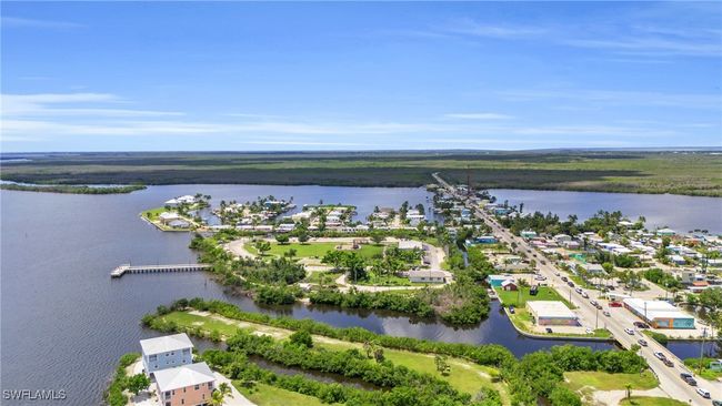 2565 2 Nd St, House other with 1 bedrooms, 1 bathrooms and null parking in MATLACHA FL | Image 7