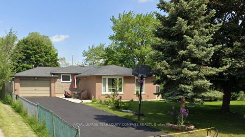 32 Dunblaine Cres, Brampton, ON, L6T3H2 | Card Image