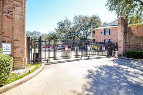 apt-168-2255 Braeswood Park Dr, Houston, TX, 77030-4428 | Card Image