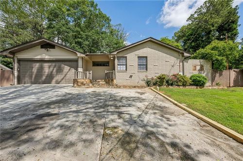 2762 Dresden Dr, Atlanta, GA, 30341-5262 | Card Image