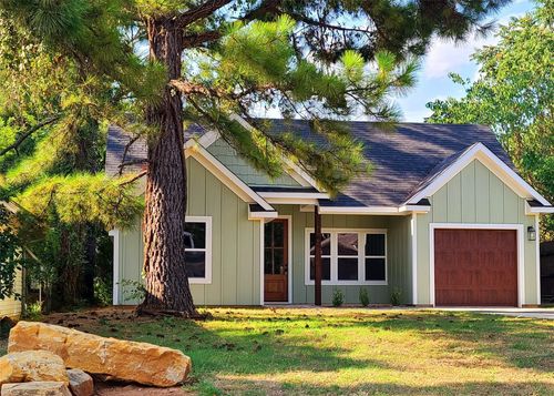 114 W Morton St, Denison, TX, 75021-2510 | Card Image