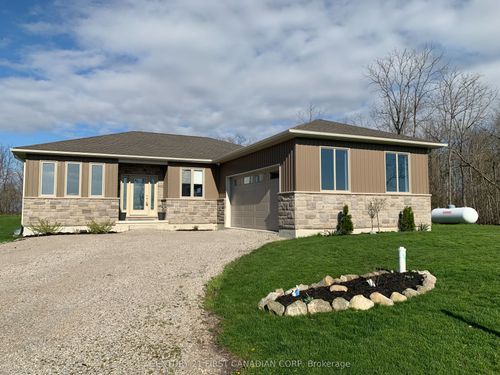 9128 Indian Hills Trail W, Lambton Shores, ON, N0N1J2 | Card Image