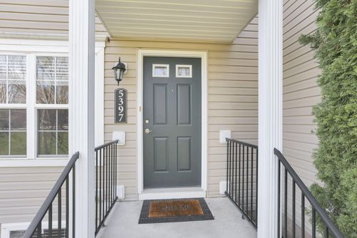 5397 Central College Rd, Westerville, OH, 43081-9376 | Card Image