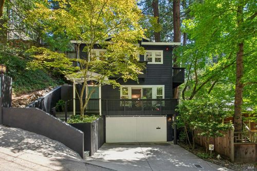 12 Ridgeway Ln, Larkspur, CA, 94939-1930 | Card Image