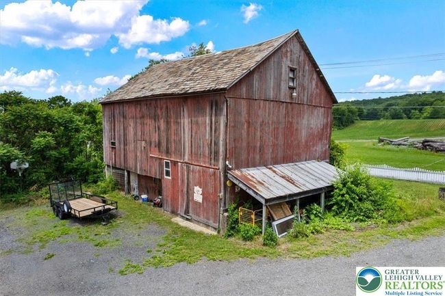 7590 Pohopoco Dr, House other with 3 bedrooms, 2 bathrooms and null parking in Kunkletown PA | Image 16