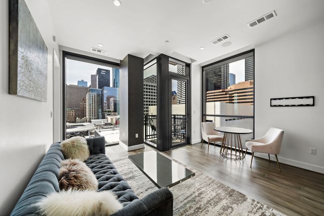 UNIT-1109 - 1211 Caroline St, Condo with 2 bedrooms, 2 bathrooms and 2 parking in Houston TX | Image 15