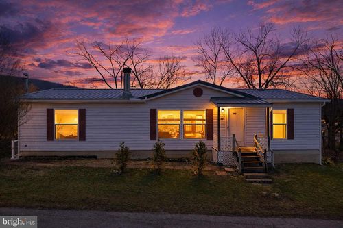 124 School House Dr, HOWARD, PA, 16841-3729 | Card Image