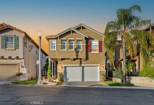20022 Satsuma Cir, Saugus, CA, 91350-3254 | Card Image